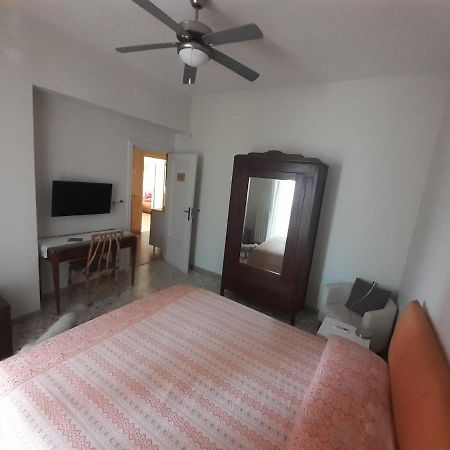 باري Chez Gle B&B المظهر الخارجي الصورة