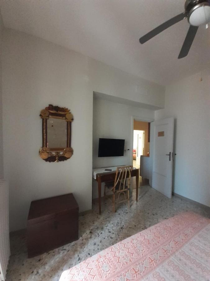 باري Chez Gle B&B المظهر الخارجي الصورة