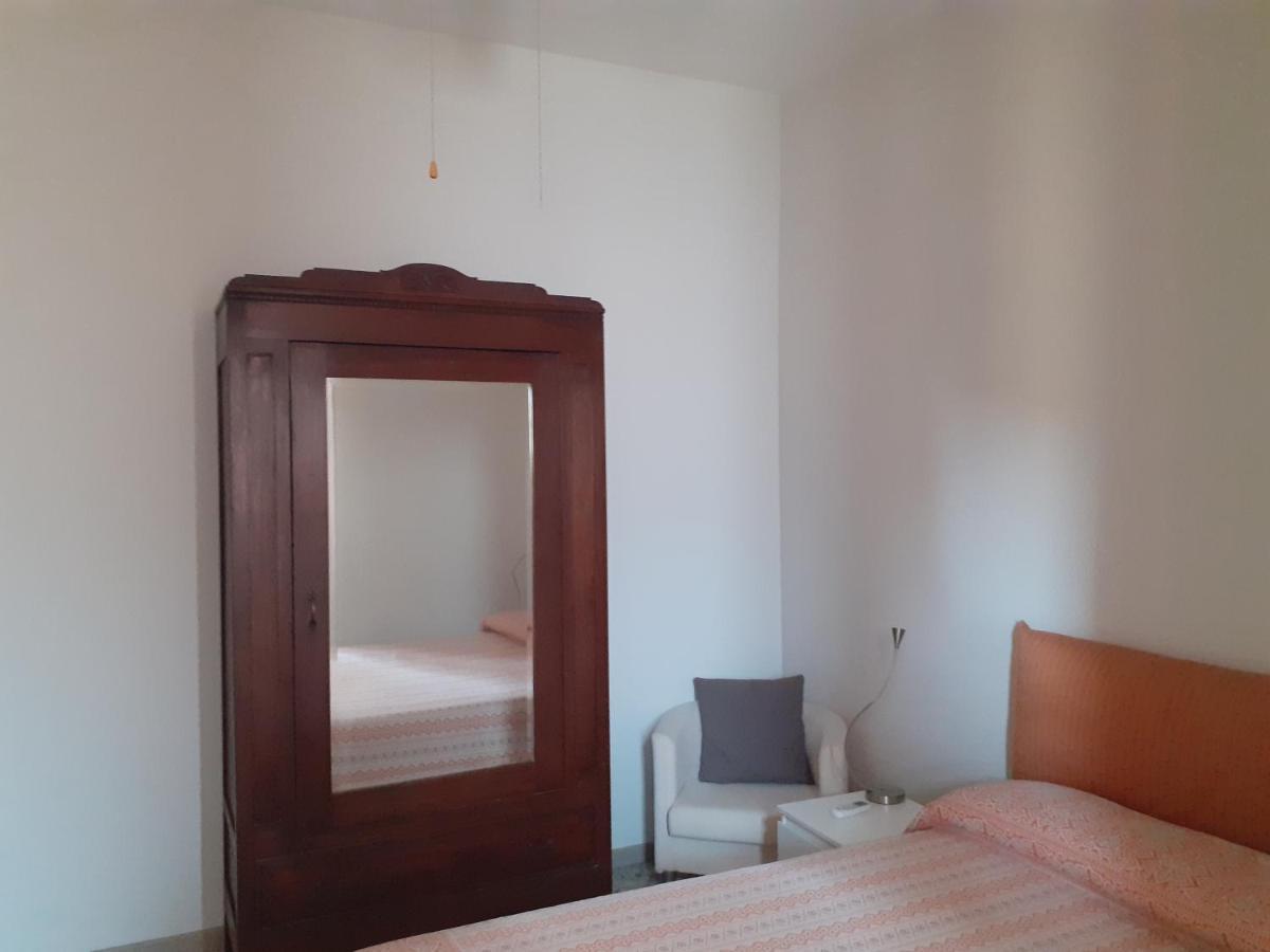 باري Chez Gle B&B المظهر الخارجي الصورة